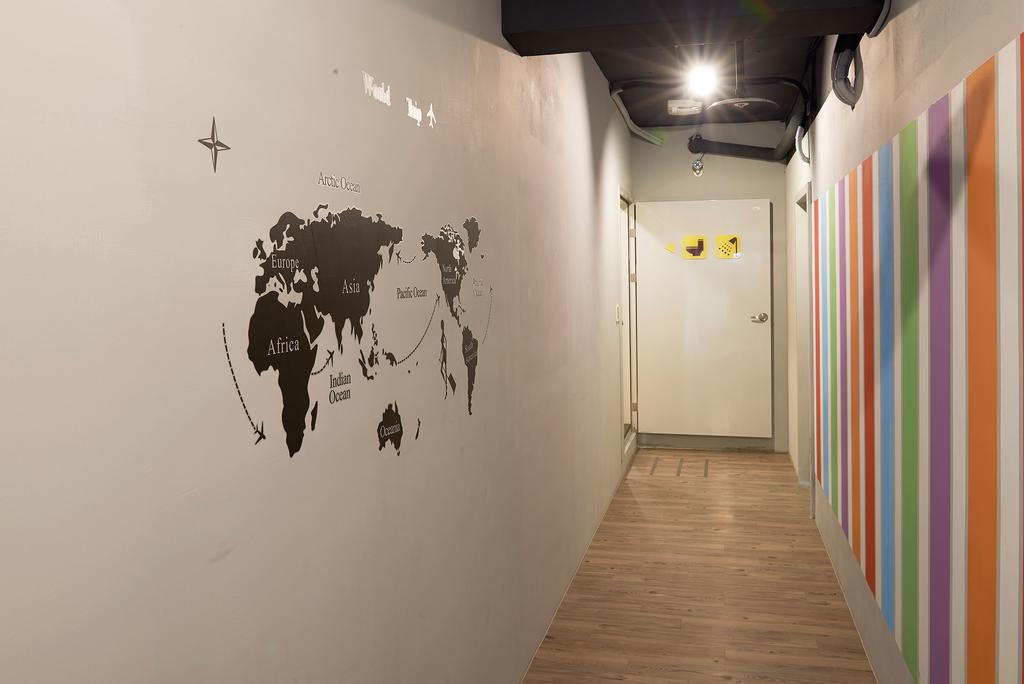 Ease Single Inn Taichung Extérieur photo
